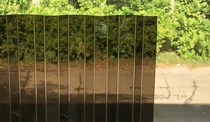 Навес для автомобиля из профилированного поликарбоната (серый)